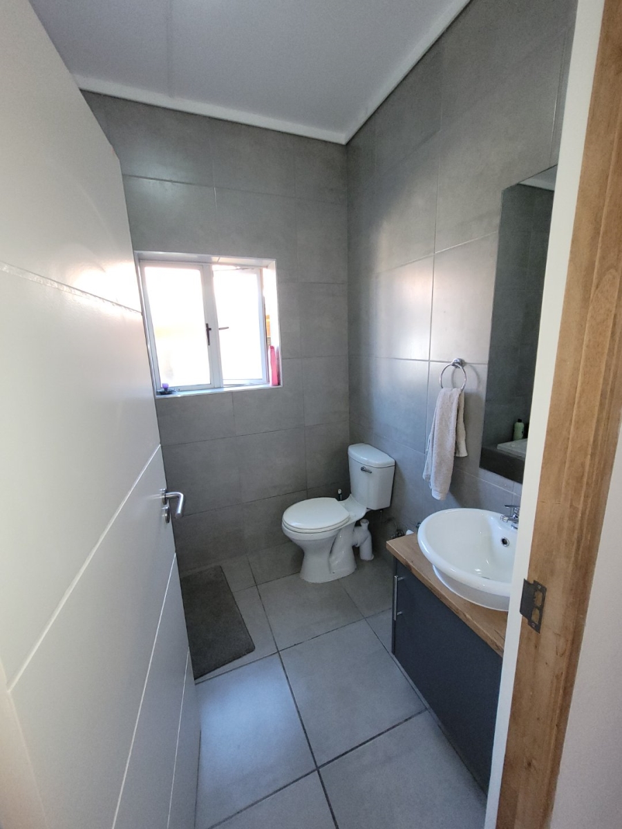 To Let 3 Bedroom Property for Rent in Mooikloof Country Estate Western Cape